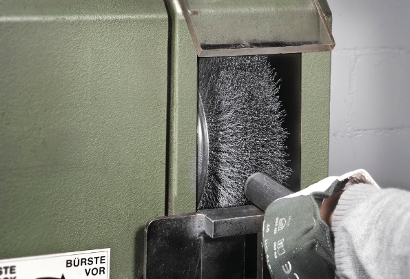 Afbeelding - https-www-ez-catalog-nl-Asset-40024a62a1e5476a8fa44a1892754967-ImageFullSize-Anwendung-Rundbuerste-gewellt-39253-jpg